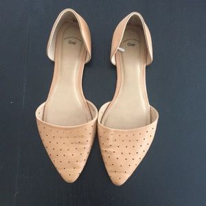 Nude Flats
